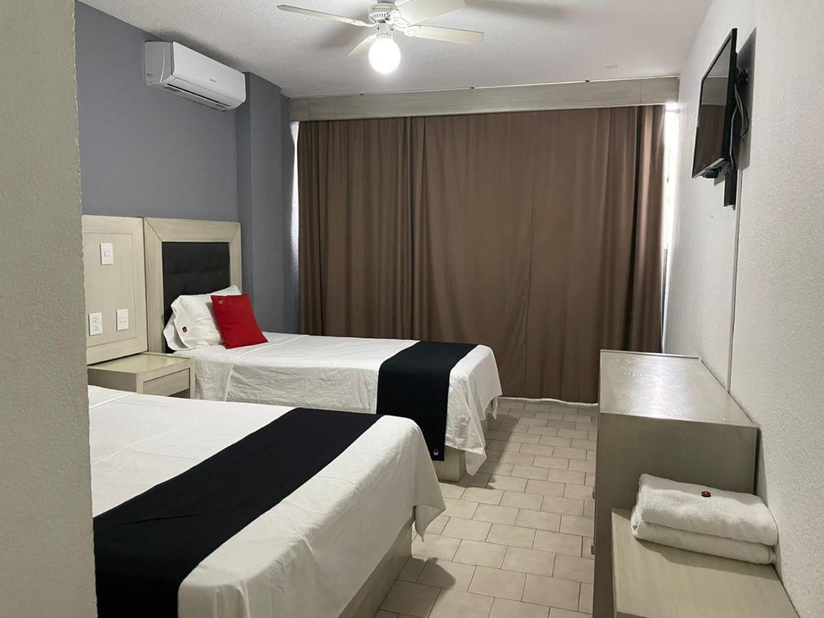 Hotel Italia 阿瓜斯卡达特斯 外观 照片